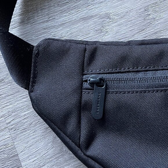 Everlane The ReNew Transit Fanny Pack Black - Picture 5 of 7